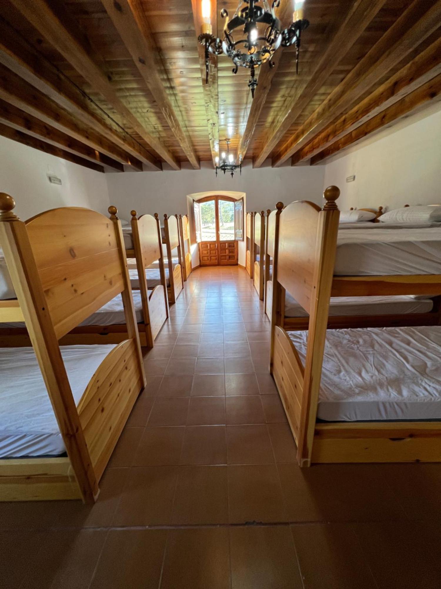 Albergue Pinares - La Casona De Revenga Regumiel de la Sierra Εξωτερικό φωτογραφία